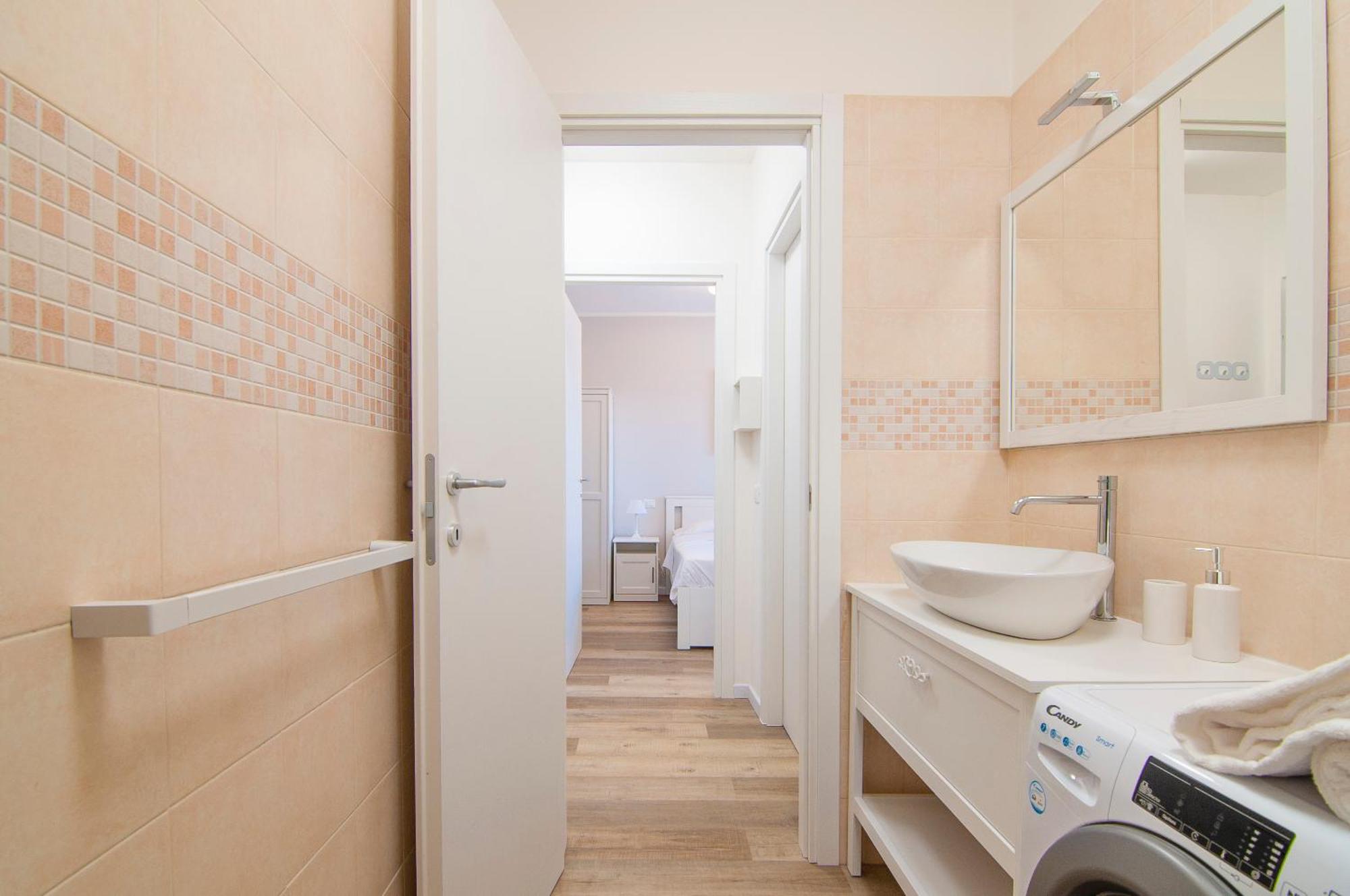 Apartament Sangiohouse - Parking & Wifi Werona Zewnętrze zdjęcie